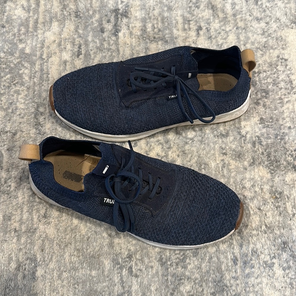 Men’s True Linkswear Casual Golf Shoes sz 11.5